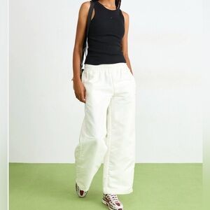 Nike Sportswear Windrunner Shine Oversized Pants White HV2475-133